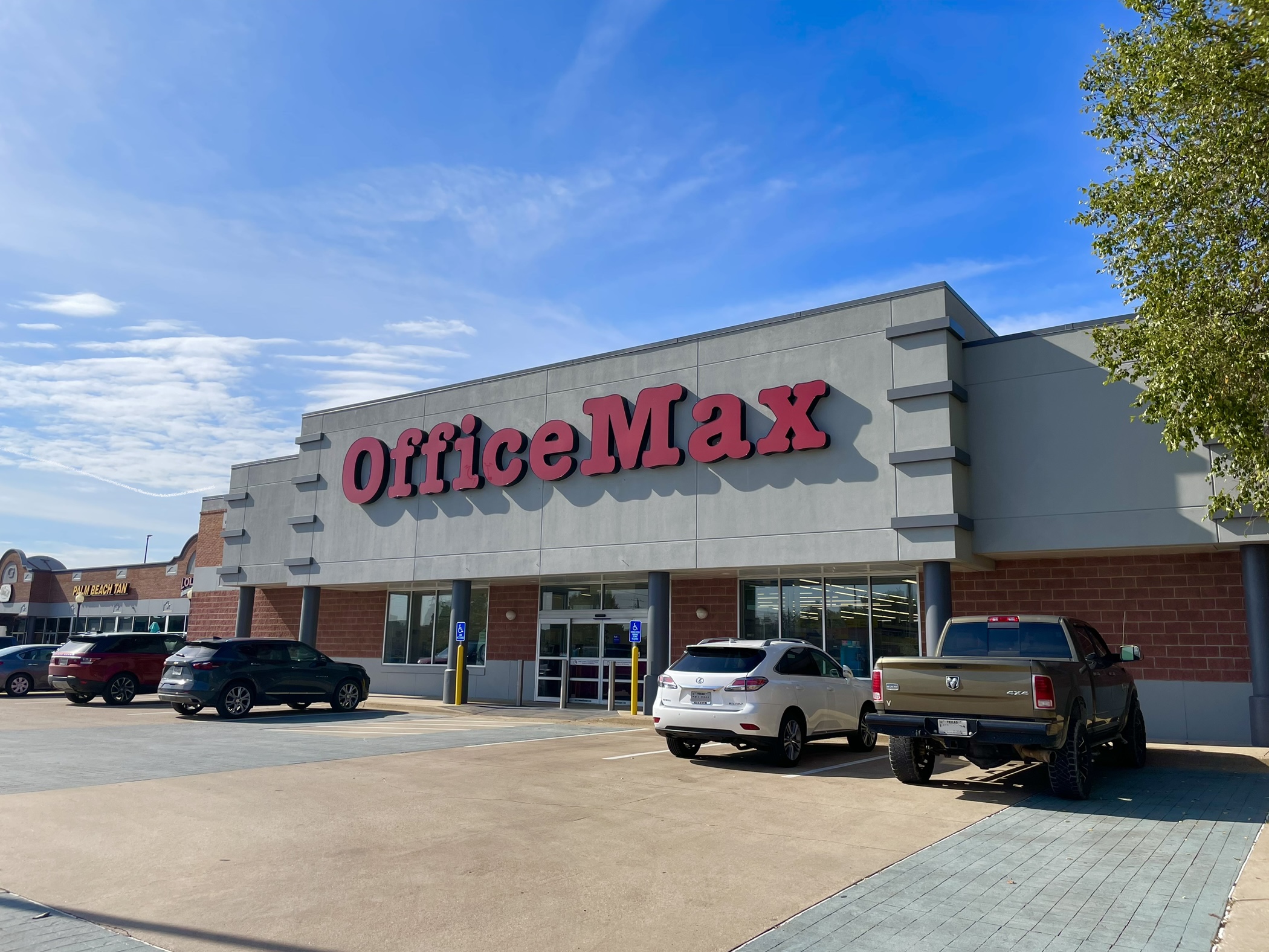 OfficeMax: A Comprehensive Guide to Office Supplies, Services, and Solution